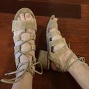 Steve Madden  | Kittyy Sand Suede Tie Up Sandal low Heel 5.5 Photo 2