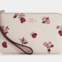 Coach  Corner Zip Wristlet In Ladybug Floral Print C7309 MSRP $78 Photo 2