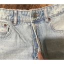 ZARA Button Fly Hi Rise Raw Hem Light Wash jeans size 8 Photo 1