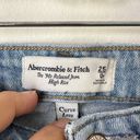 Abercrombie & Fitch  Ultra High Rise 90s Straight Jean Curve Love Size 25 Photo 3