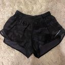 Lululemon Hotty Hot Short 2.5” Photo 1