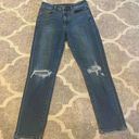 American Eagle  mom jeans size 2 medium wash distressed stretch denim Photo 0