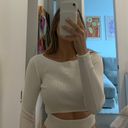 Aritzia long sleeve top Photo 0