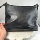 Tommy Hilfiger  90s Y2K Black faux leather purse with great logo placements Photo 4