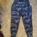 Old Navy Active High Rise Go Dry Camo Joggers Photo 0