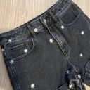 PacSun Daisy Mom Shorts Photo 2