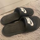 Nike Slides Photo 1