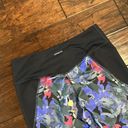 Patagonia  Floral Cropped Leggings Medium Photo 7