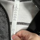 Lululemon *RARE* Scuba Full Zip Hoodie “SeaWheeze” size 8 in white and black Photo 9