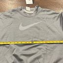 Nike  cropped crew neck Photo 4