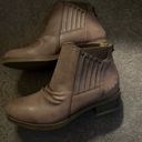 blowfish Malibu Vada Ankle Boot Slate Local Sheriff Tan Back Zip 1.5" Heel Sz 6 Photo 0