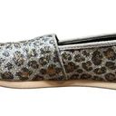 Toms  SILVER GLITTER CHEETAH PRINT SLIP-ON FLAT SHOES WOMEN'S SIZE 6 Photo 1