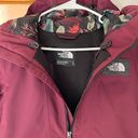 The North Face Womens Ski Jacket  Photo 3