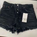 ZARA High-Rise Split Shorts Photo 0