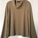 Espressa USA Top Tan Size M Photo 4