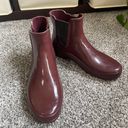 Hunter Maroon Short Rain Boots Size 8 Photo 0