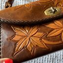 VINTAGE TOOLED LEATHER HANDBAG Photo 2