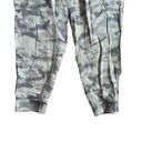 American Eagle Women’s  Camo Cargo Joggers Size Small Photo 1