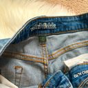 Wild Fable  High Rise Mom Jeans Destroy Size 8 Photo 5