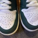 Nike Jordan Women’s Nike Air Jordan 1 Mid Photo 2