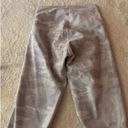 Lululemon  White Camo Wunder Under Leggings‎ Size 4 Photo 6