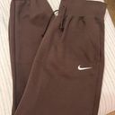 Nike Women’s Joggers Photo 0