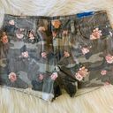 YMI Jeans Camo Denim Jean Shorts YMI Womens 7 NWT Photo 1