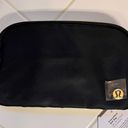 Lululemon Everywhere Belt Bag 1L Black/Gold Photo 0