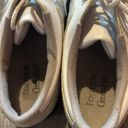 FootJoy  GreenJoys Women's Size 8.5 W White Leather Golf Shoes Photo 3