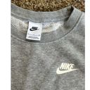 Nike  Women's NSW Club Fleece Crew Top Photo 4