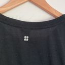 Sweaty Betty  |Ab Crunch Workout Tee in Black size Small Photo 7