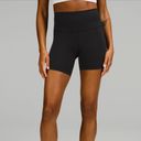 Lululemon Wunder Train High-Rise Short 6” in Black Size 4 Photo 0