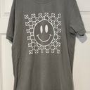 Comfort Colors Retro Smiley T-Shirt Photo 0