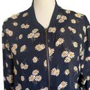 Daisy  zip up front blouse/jacket bomber style. Size Large Photo 3
