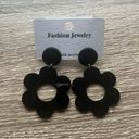 Black Flower Earrings Photo 0