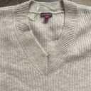 Vince Camuto NWT  Women's Sweater Vest Size Medium V-Neck Pullover Photo 4