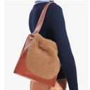 STAUD NWT  Women's Brown Tan Cinch Bucket Bag Leather Fleece Shearling Teddy Photo 1