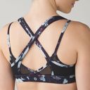 Lululemon Get Down Sports Bra Sz 6 Photo 3