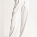 Abercrombie & Fitch  Sloane Tailored Linen-Blend Pant, White, Size M, EUC Photo 2