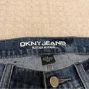 DKNY  Bleaker Boyfriend Jeans Sz 6 Photo 4