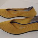 Rothy's  Shoe Size 5.5 Yellow Rubber Woven Pointed Toe closed heel Shoes Photo 6