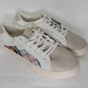 American Eagle  Outfitters Womens 8 White & Plaid Sneaker Shoes Photo 2