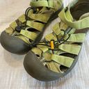 Keen  Newport H2 Waterproof Bungee Outdoor Hiking Sandals Green Size 6‎ Photo 4