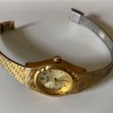 Dainty gold vintage watch Photo 0