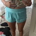 Lululemon Hotty Hot Short 2.5” Photo 0