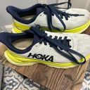 Hoka Mach 4 Tennis Shoes Photo 2