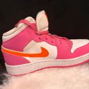 Nike Air Jordan 1 Mid Pink Orangsickle Photo 6