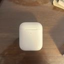 Apple AirPods Photo 1