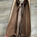 Michael Kors  Jet Set Bi-Fold Leather Wallet Tan Brown Zip Around Photo 2