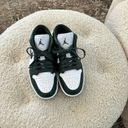 Nike Jordan 1 Low Photo 1